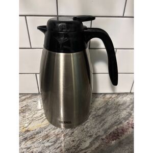 Thermos 1.5-Liter Steel Vacuum Insulated Carafe